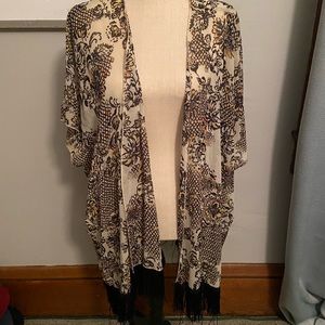 Cardigan with a twist